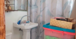 Casa con dos departamentos anexos, Concón