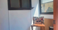 Casa con dos departamentos anexos, Concón