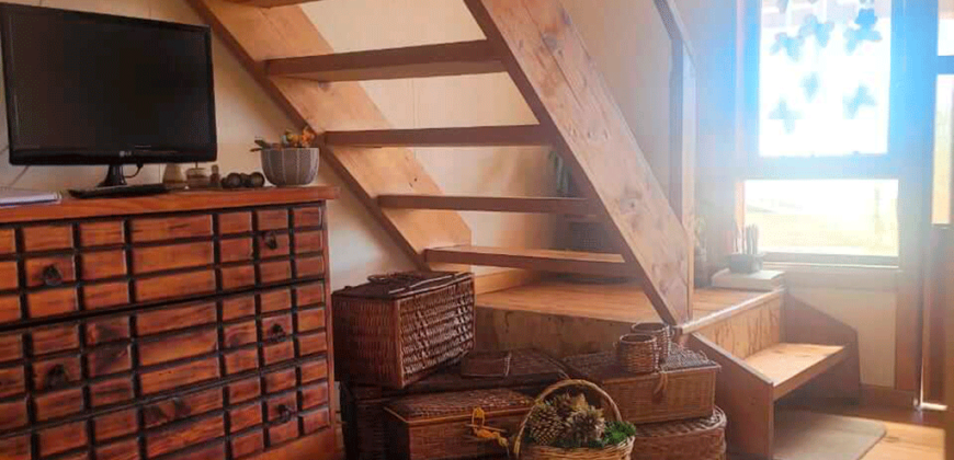 Casa con dos departamentos anexos, Concón