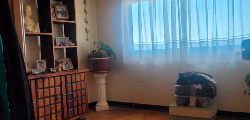 Casa con dos departamentos anexos, Concón