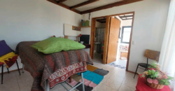 Casa con dos departamentos anexos, Concón