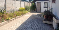 Casa con dos departamentos anexos, Concón