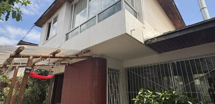 Venta casa en Miraflores bajo