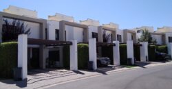 Hermosa casa en venta, sector residencial Concón